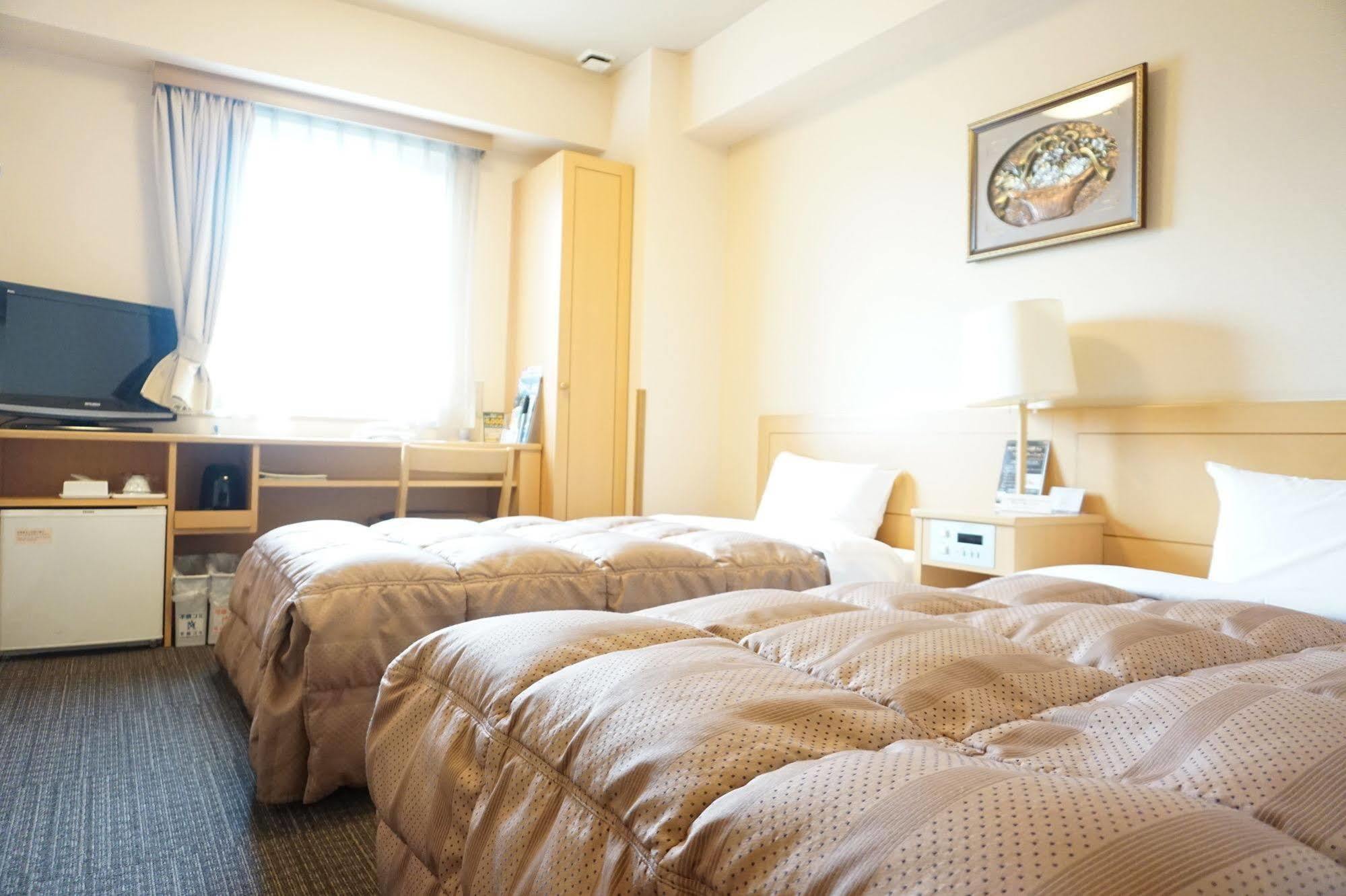 Hotel Route-Inn Hakata Ekimae -Hakataguchi- Fukuoka  Ngoại thất bức ảnh